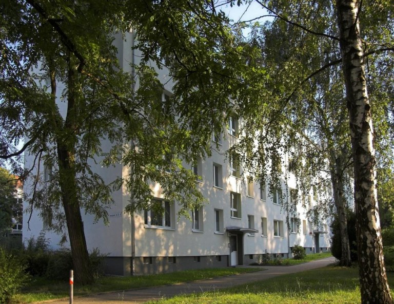 Bad mit Fenster / Am Campus
